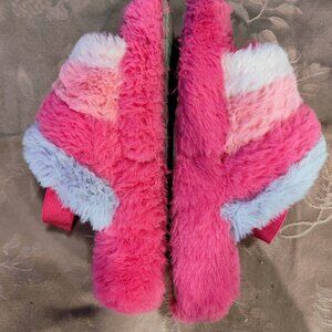 FabKids Pink Fluffy Slippers, Size 13/1, Gently Used